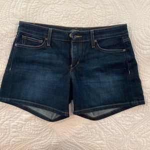 Joe’s Chrissy shorts size 28, dark denim